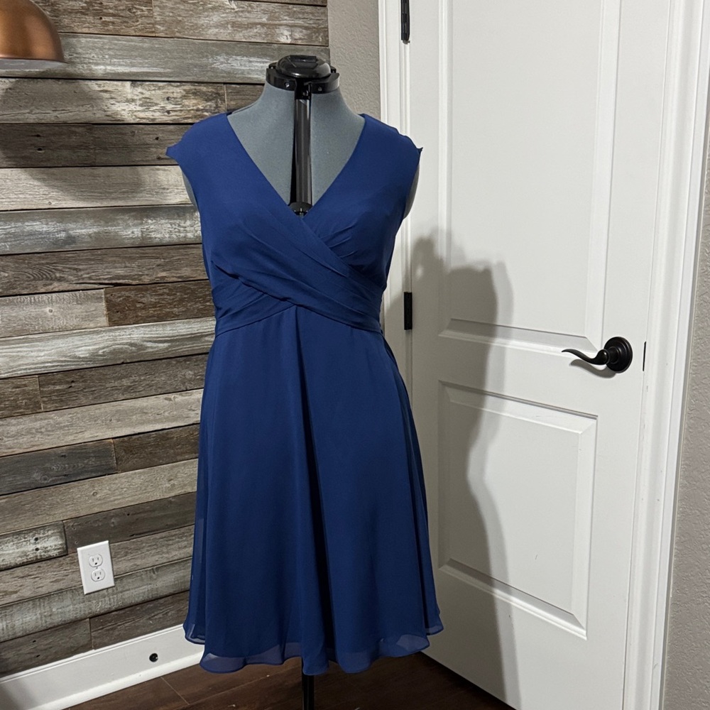 JJs House Elegant Blue Midi Dress